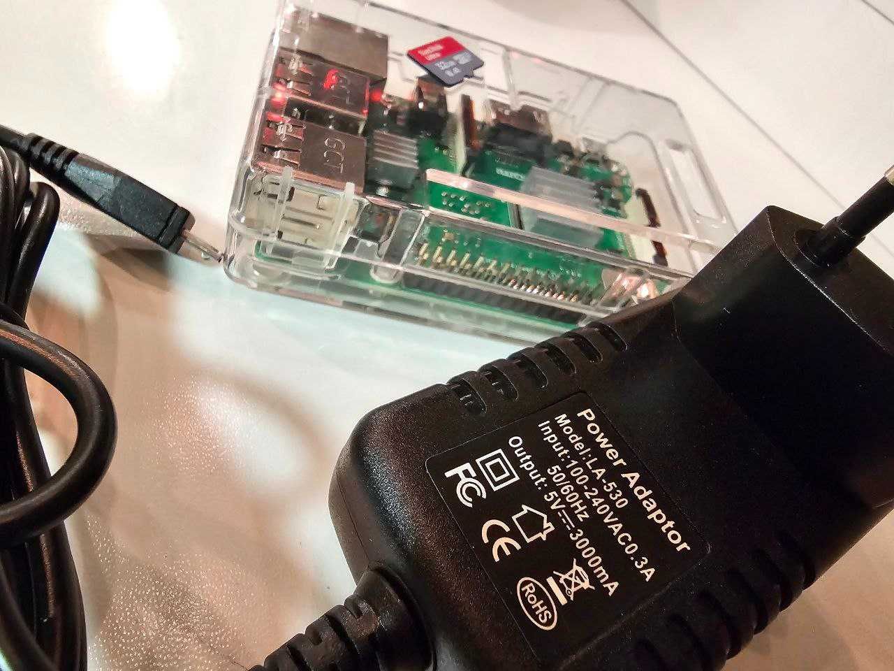 Мікрокомп'ютер Raspberry Pi 3 Model B+ (комплект)