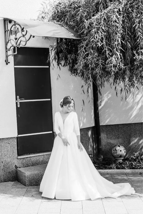 Весільна сукня