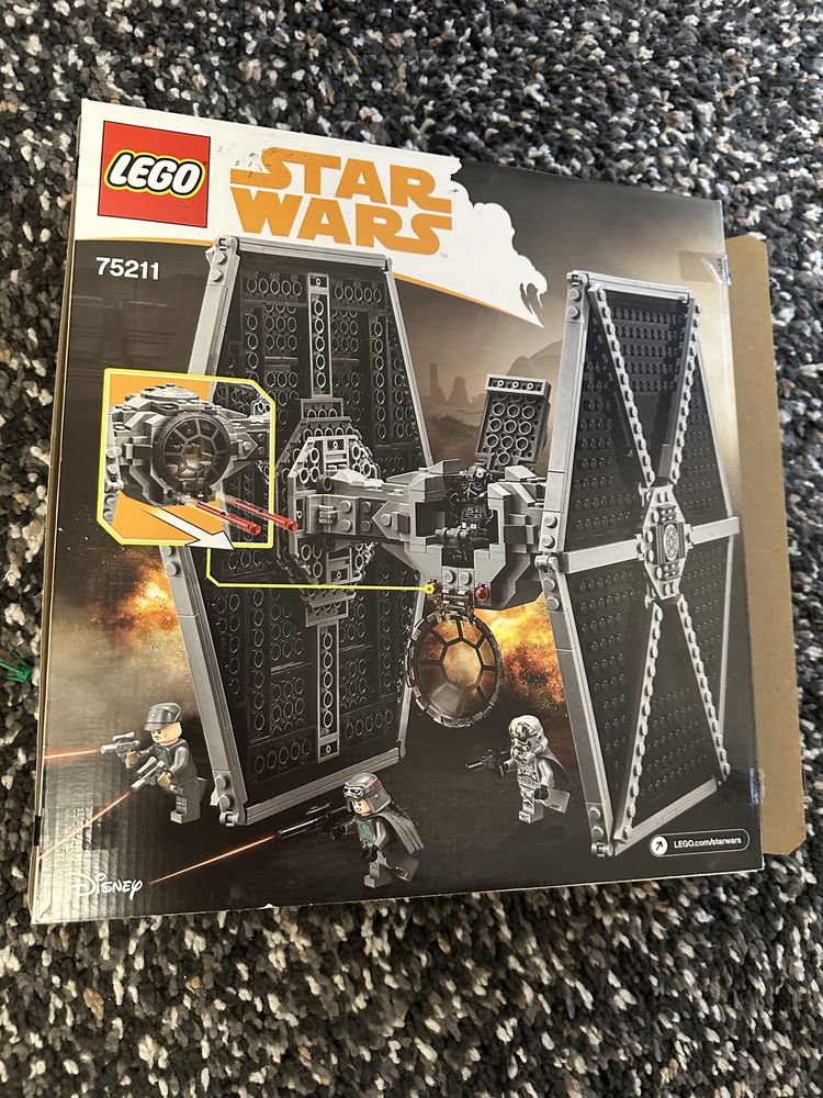 Lego star wars 75211