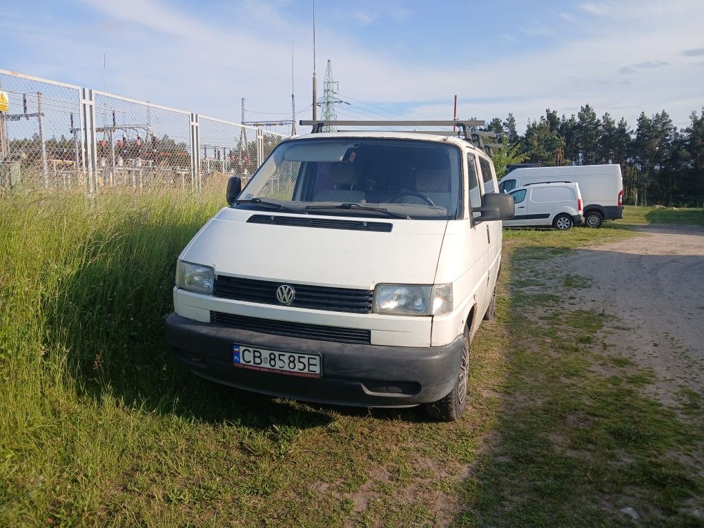 Vw Transporter 1.9 TD brygadówka 5 osobowa wspomaganie