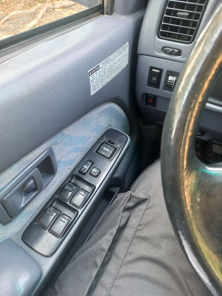 Toyota Hilux Tracker 4x4