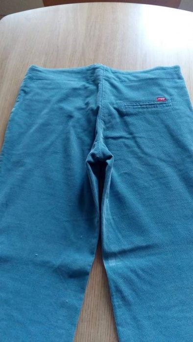 Fato de senhora completo Bombazine verde muito bonito como novo M/38