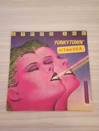 Vinil Lipps,Inc "Funkytown"