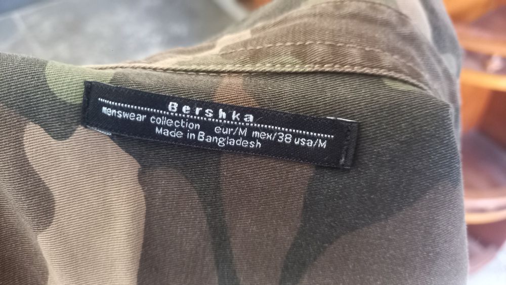 Camisa bershka tamanho M