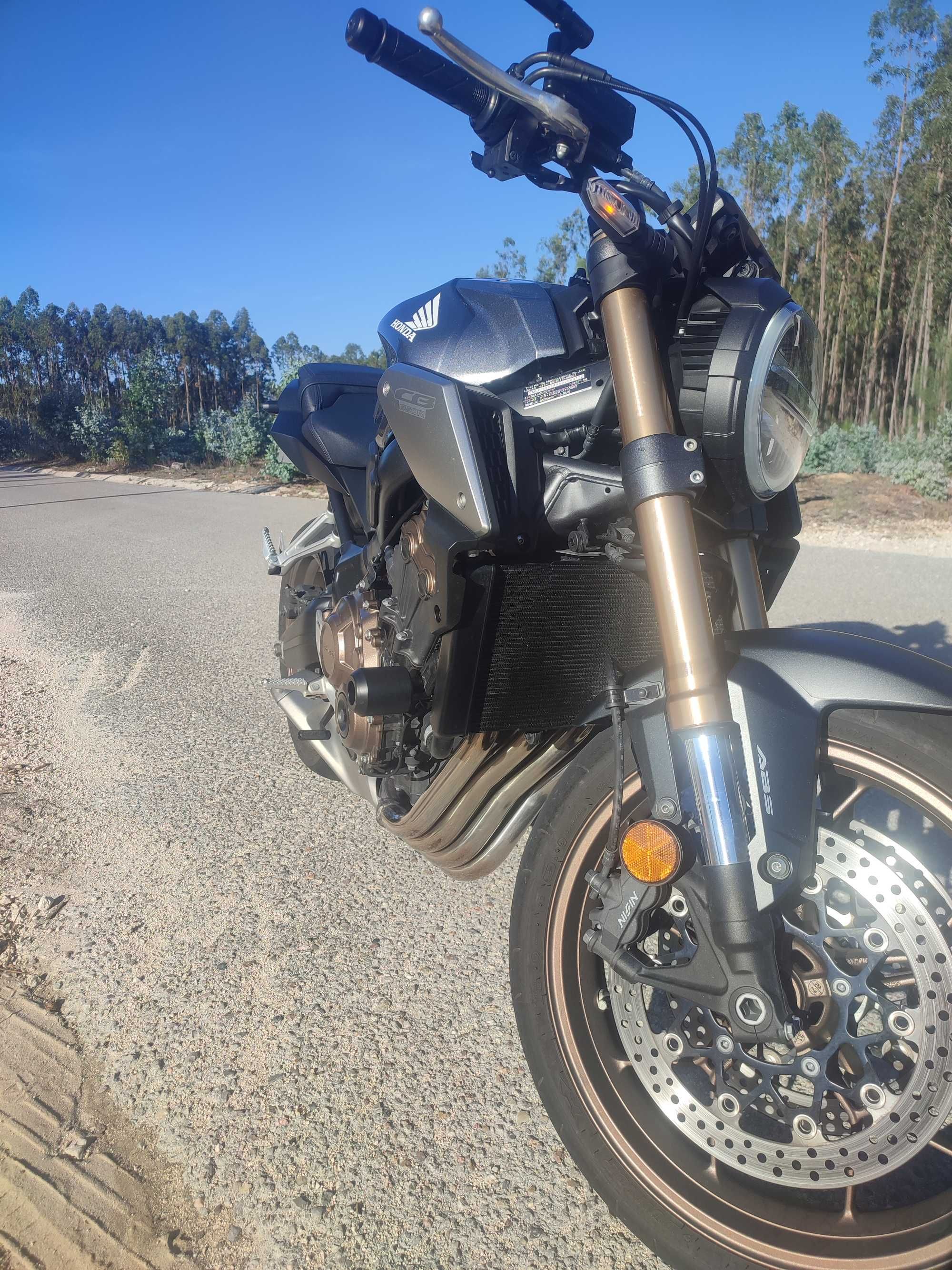 Honda cb650r 2022