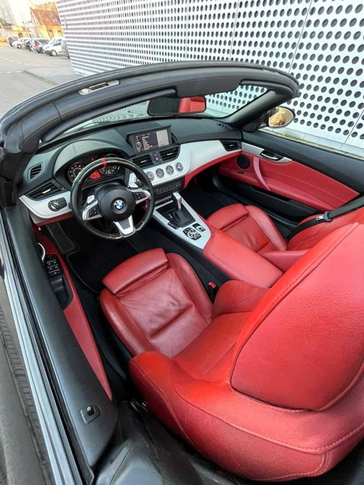 BMW Z4 E89 Stan BDB 3.0 benzyna 2011r bixenon