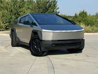 Tesla  Cybertruck      2024