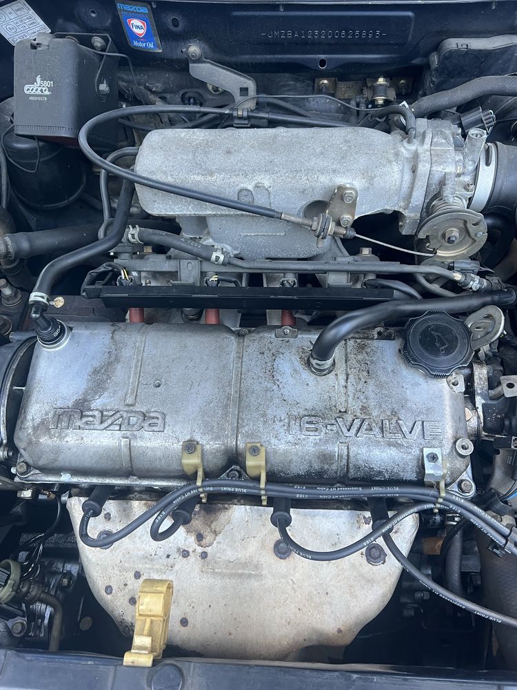 Mazda 323 73cv de 1998 16v
