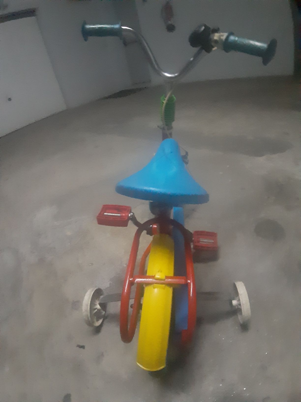 Bicicleta para criança em bom estado