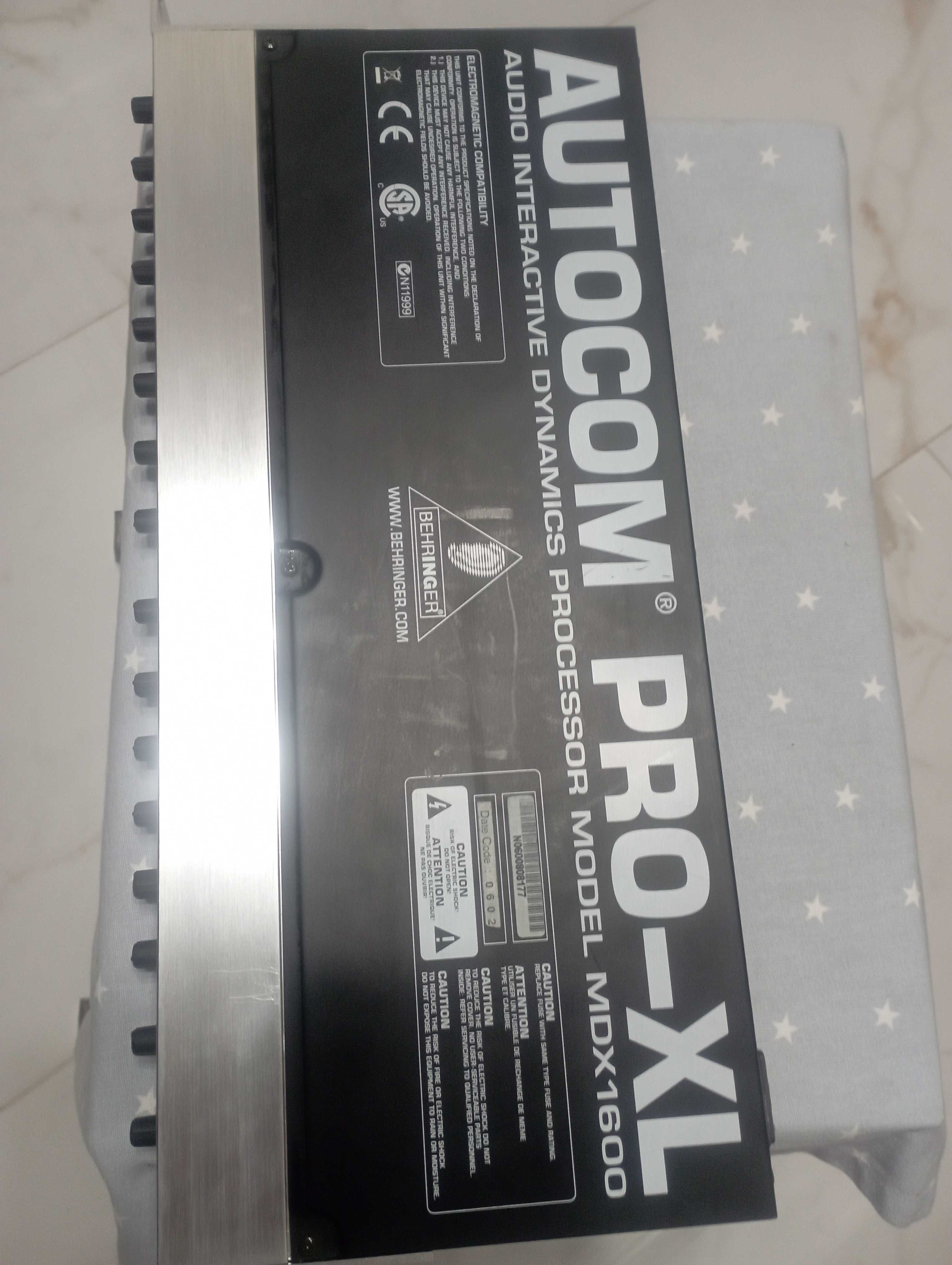 Компрессор-Лимитер Behringer AUTOCOM PRO-XL MDX1600