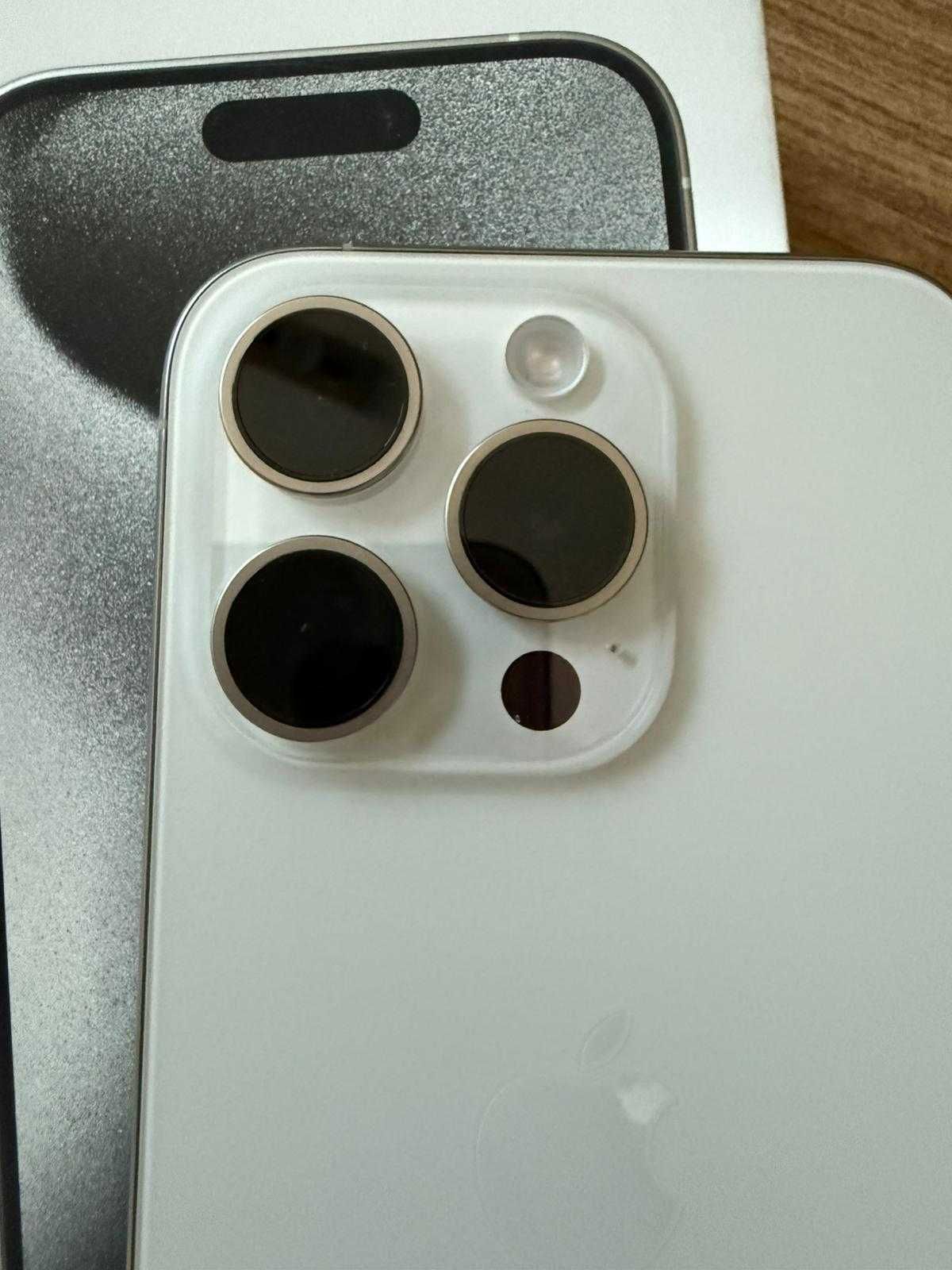 iPhone 15 Pro 256 GB, gwarancja producenta, 99% baterii