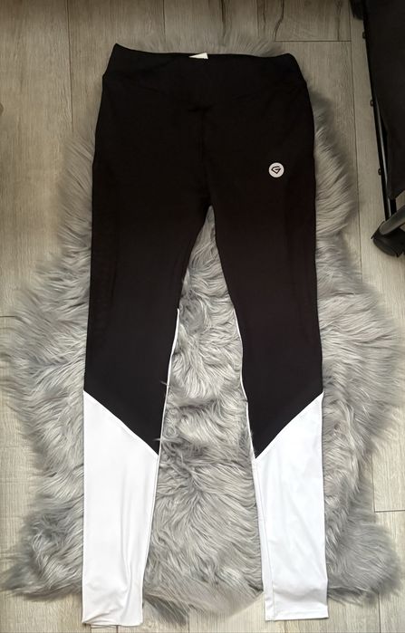 Legginsy sportowe Gym Glamour M czarno-białe – elastyczne i wygodne!