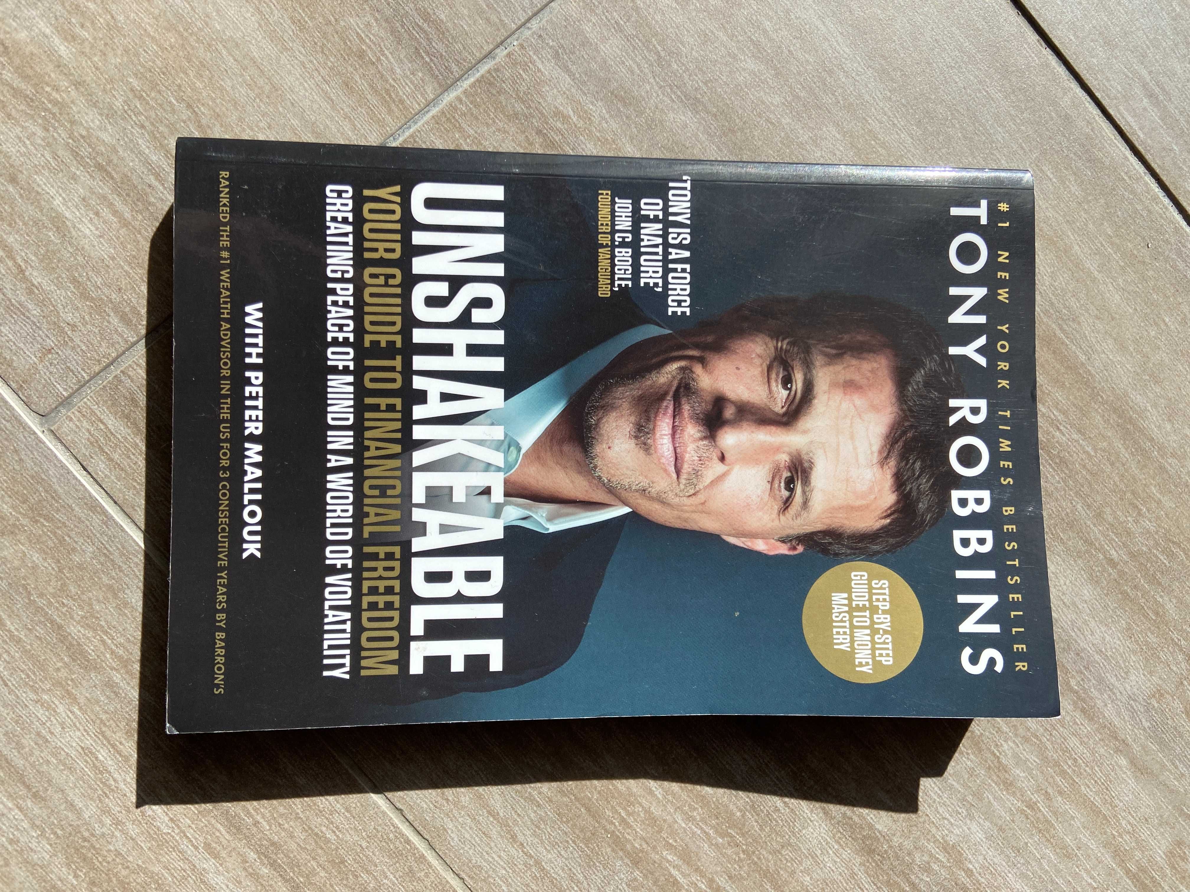 Livro “Unshakeable” de Tony Robbins – Versão Original em Inglês