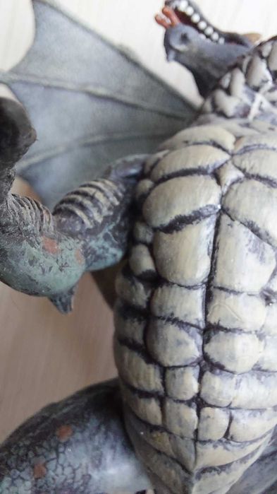 Вогнедишачі дракони двоголовий та звичайний з Ірландії