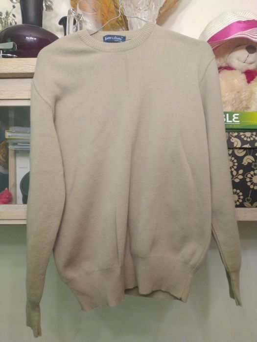 Beżowy sweter Renzo