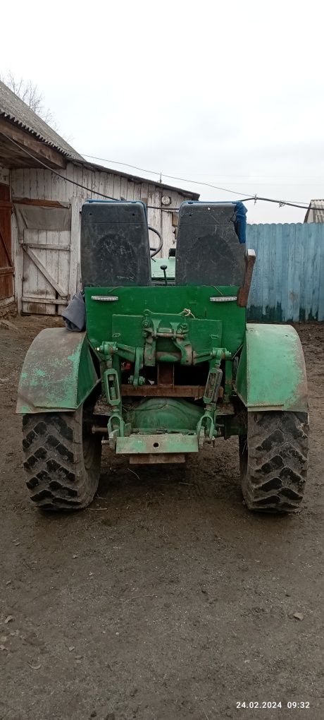 Продам трактор саморобний Т-25