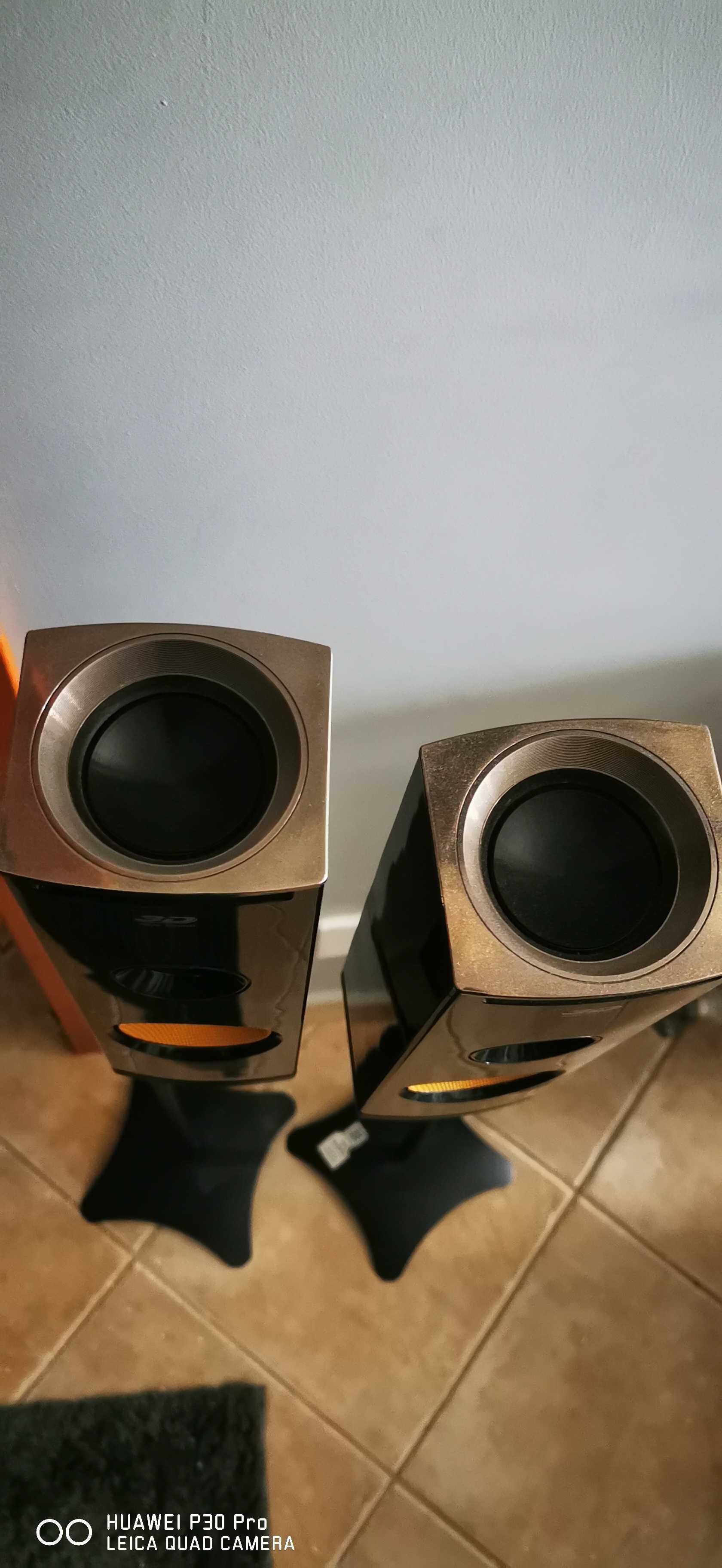 Colunas LG e suportes