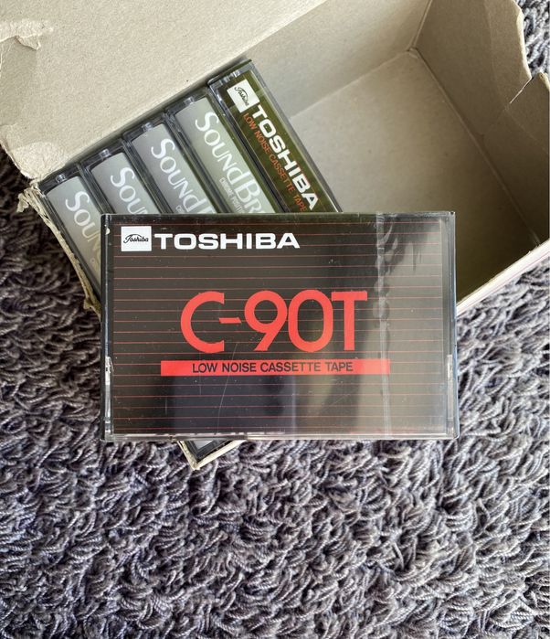 Кассеты Toshiba C-90T новые