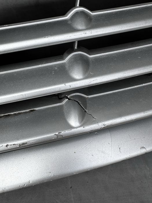 Решетка радиатора Subaru Outback 3