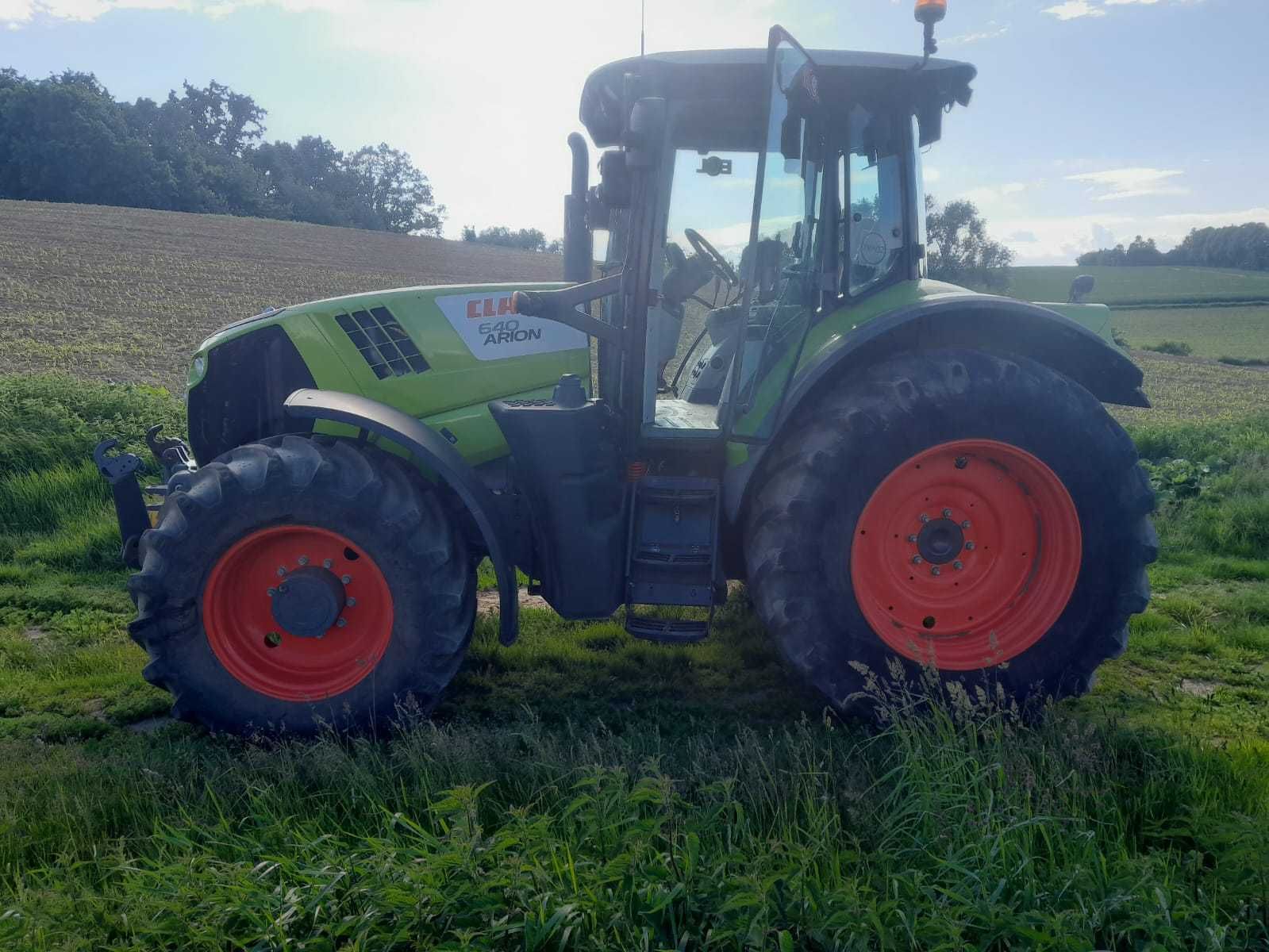 Claas Arion 640 .
