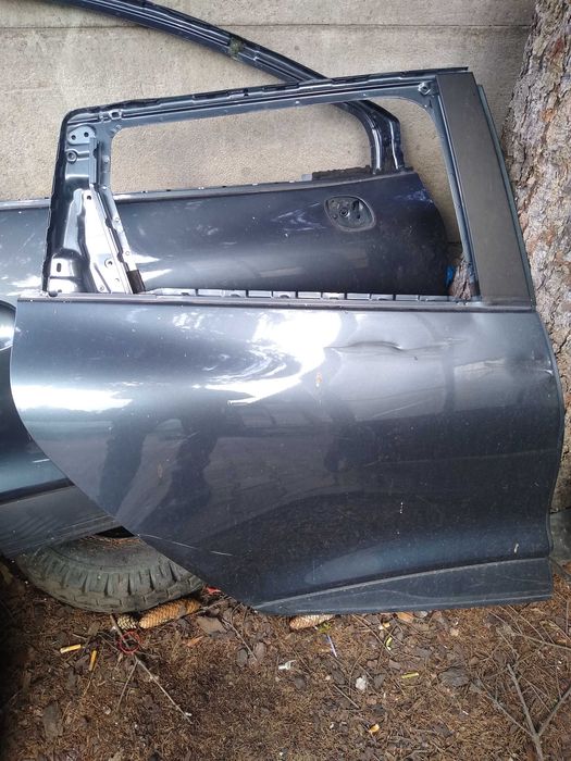 Sprzedam dwoje drzwi Renault Clio 4