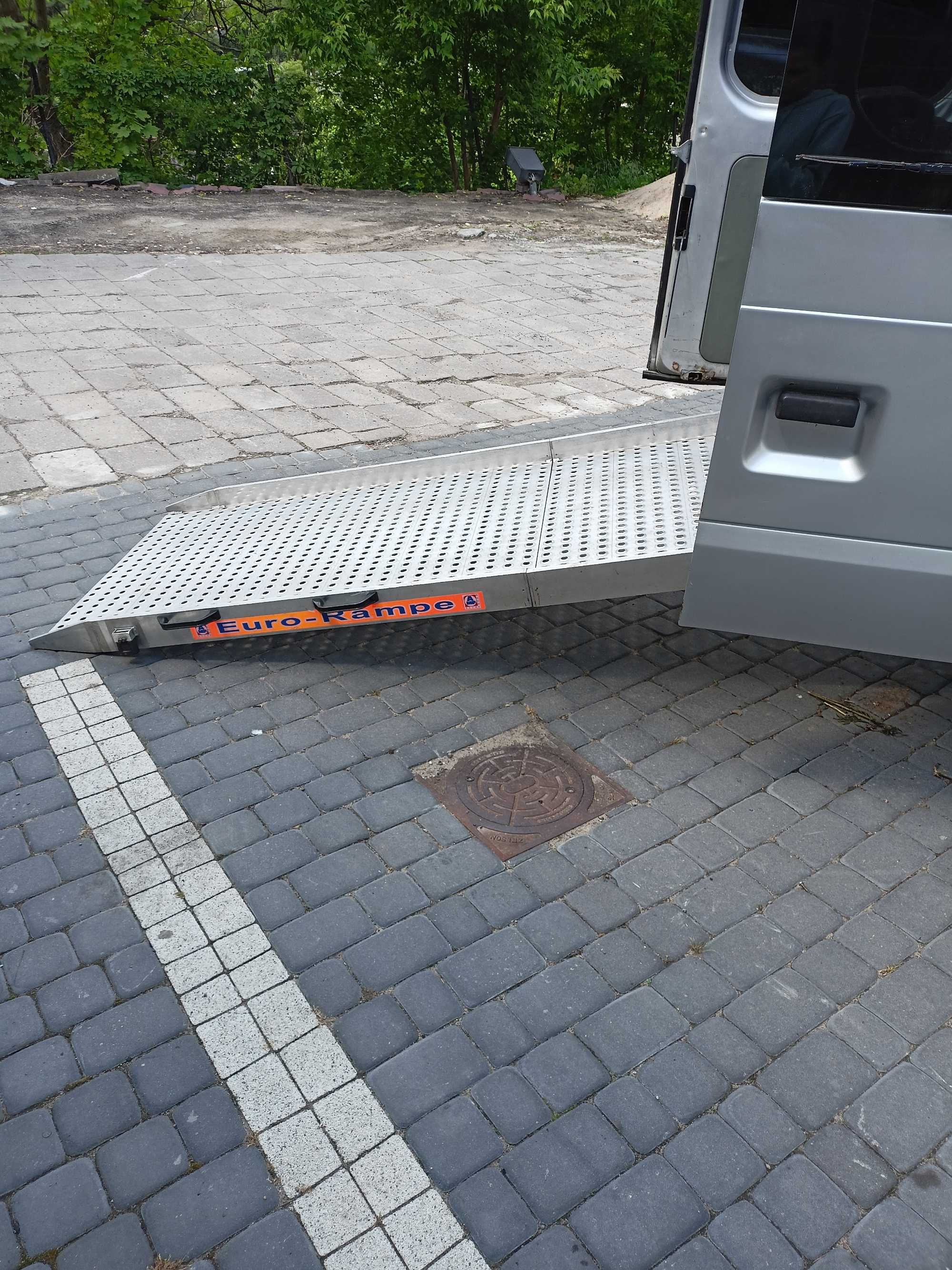 Ford Transit 9 osobowy