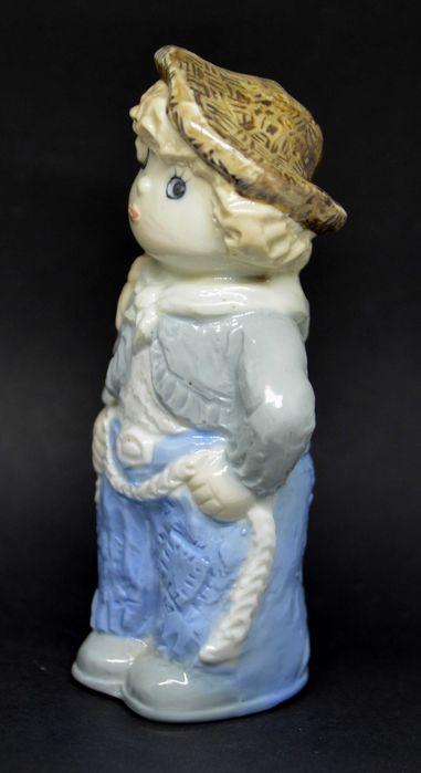 Porcelanowa Figurka Mała Kowbojka Lata 80. Niesygnowana