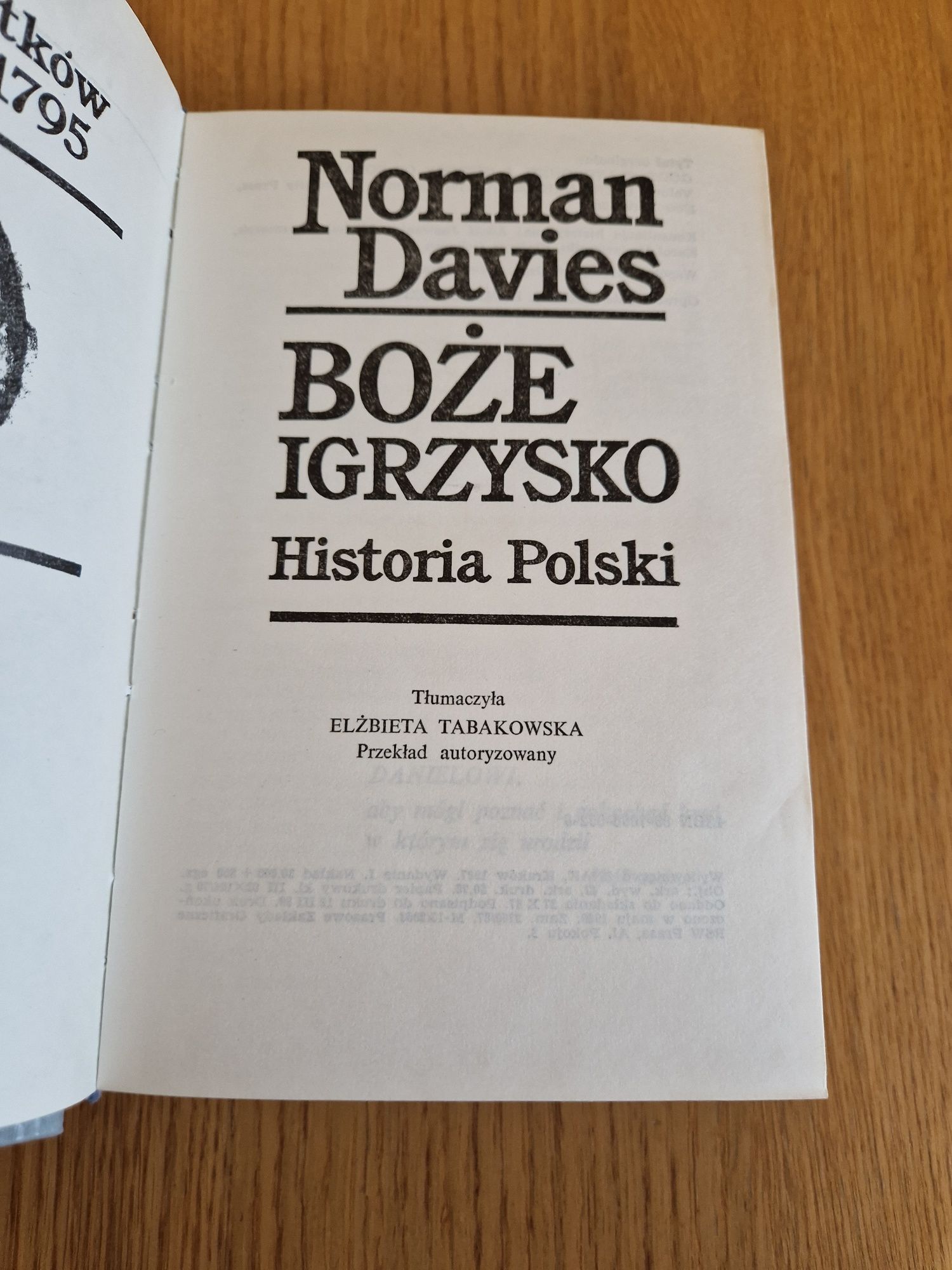 Norman Davies - Boże Igrzyska. T. 1.
