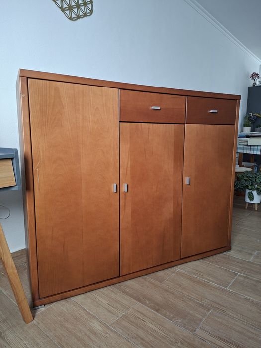 Móvel de sala com muita arrumação