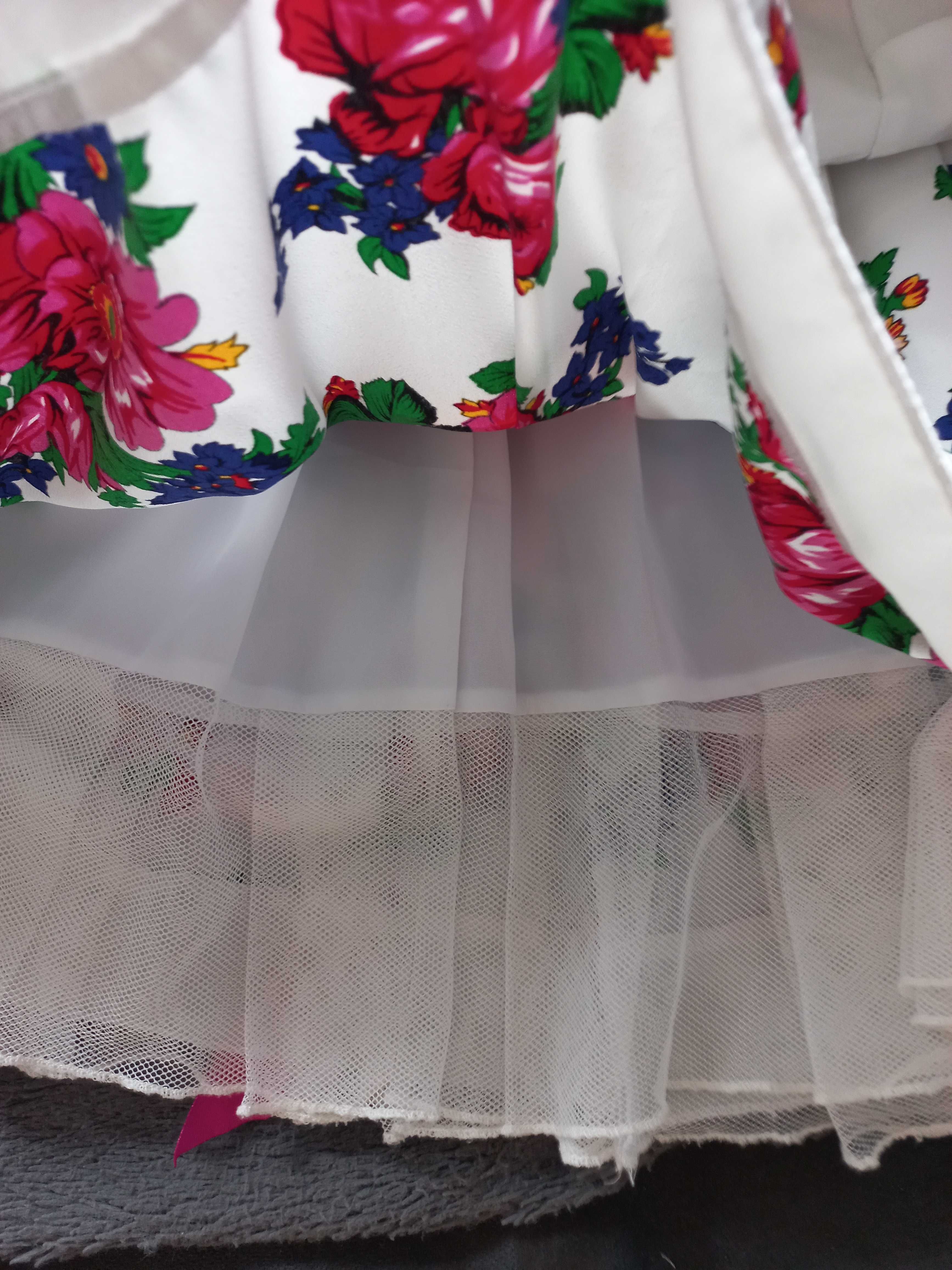 Sukienka elegancka z góralskim motywem 116cm