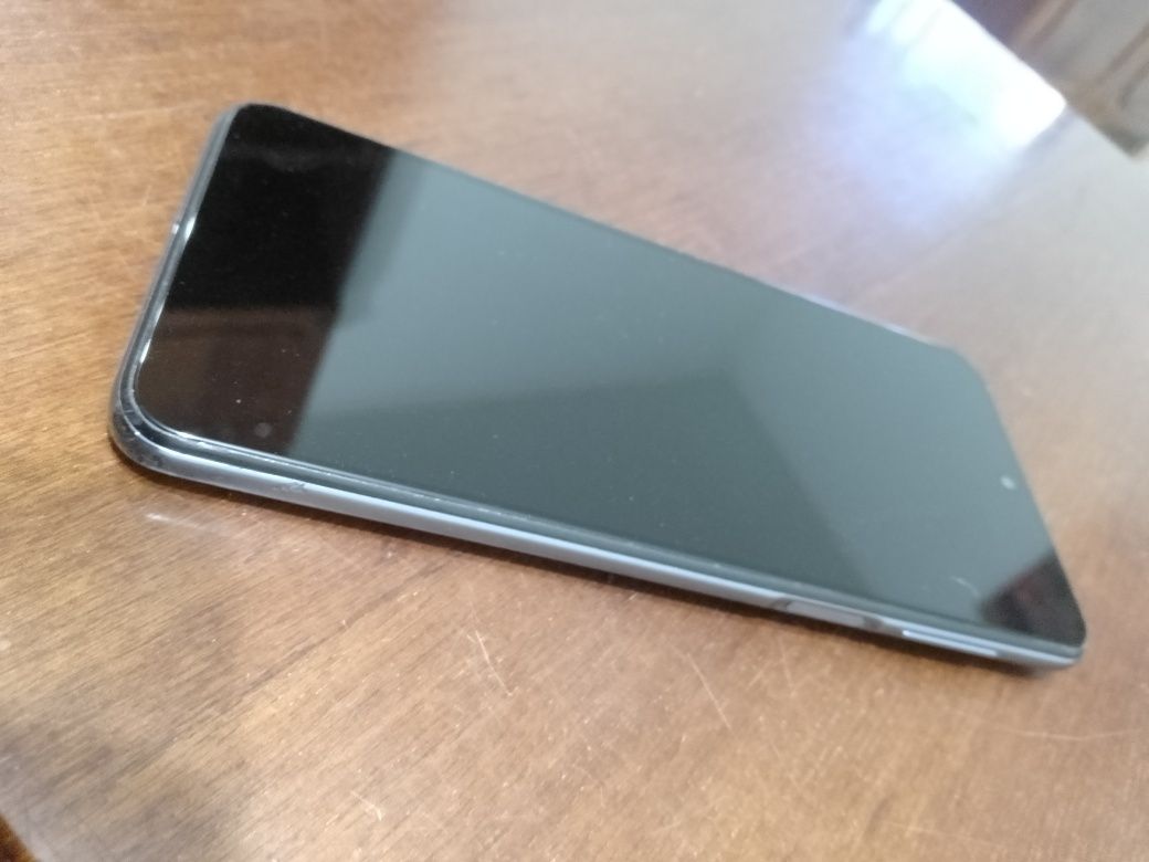Xiaomi Redmi not 9s 4+1/64G Android 12 працює без зауважень