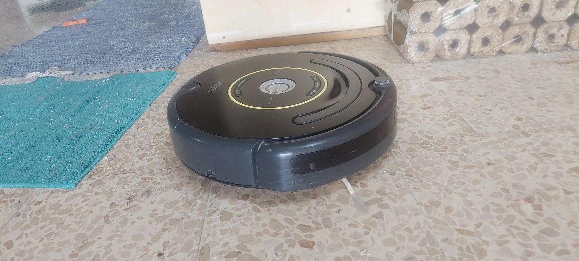 iRobot Roomba 650