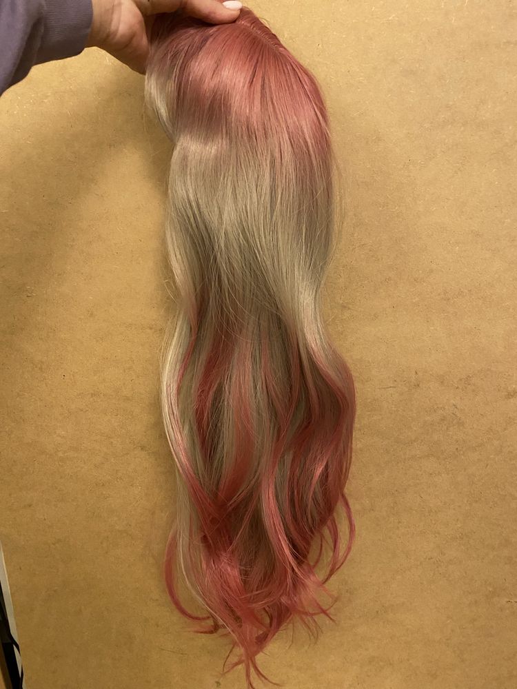 Peruka syntetyczna ombre sombre róż popielaty blond 70 cm włosy