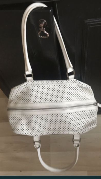 Skórzana torebka Simple, kremowa.