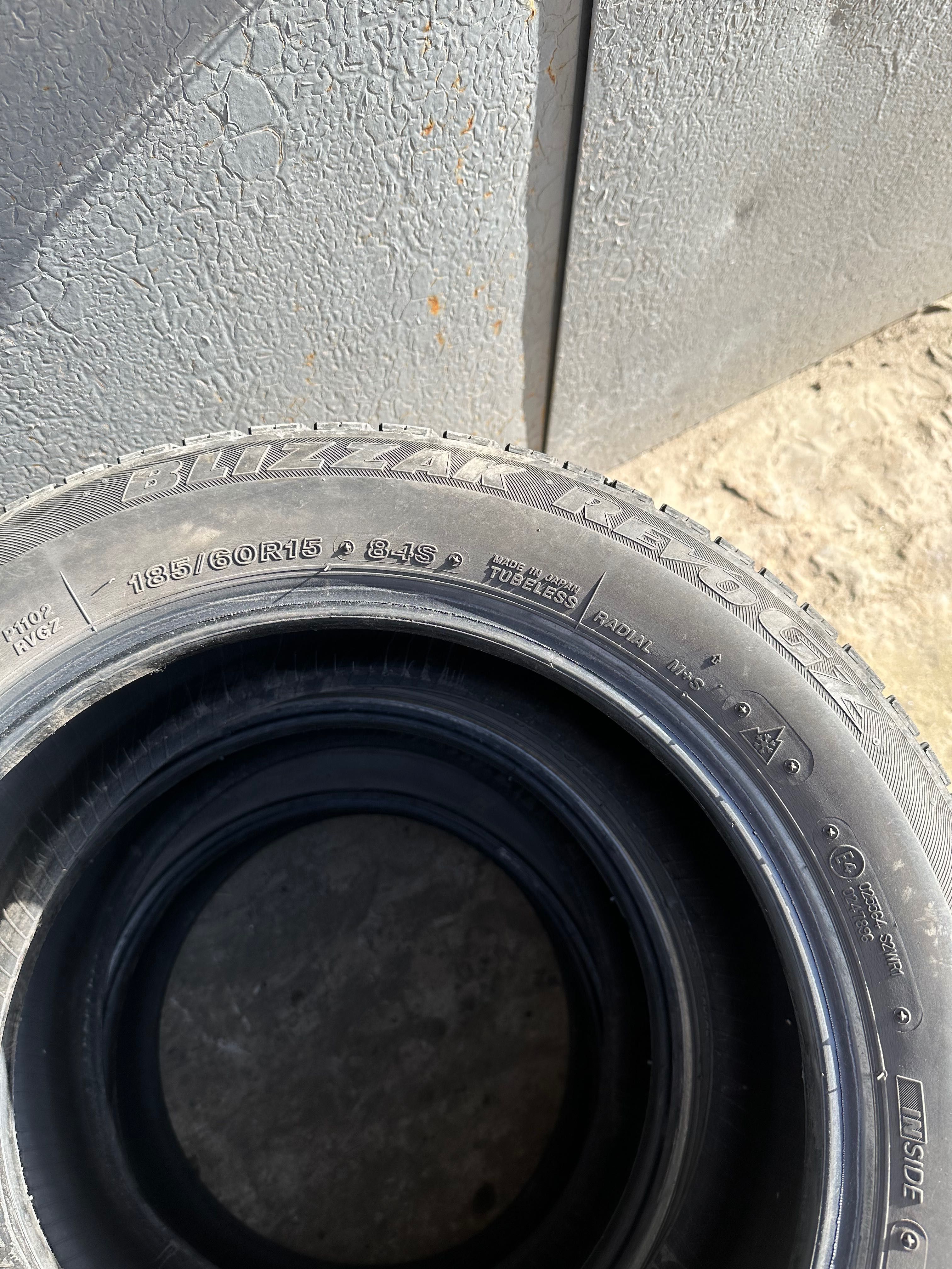 Шини зимові bridgestone revo gz 185/60/r15, б/у, 3 шт.