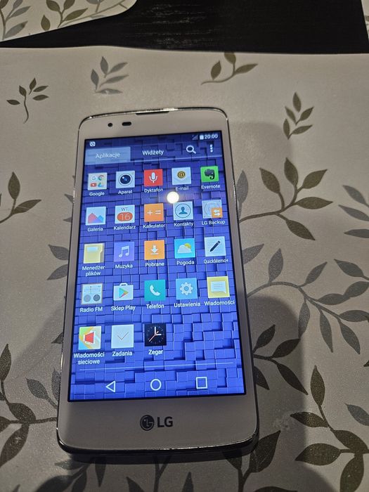 Lg k8 lte smartphone