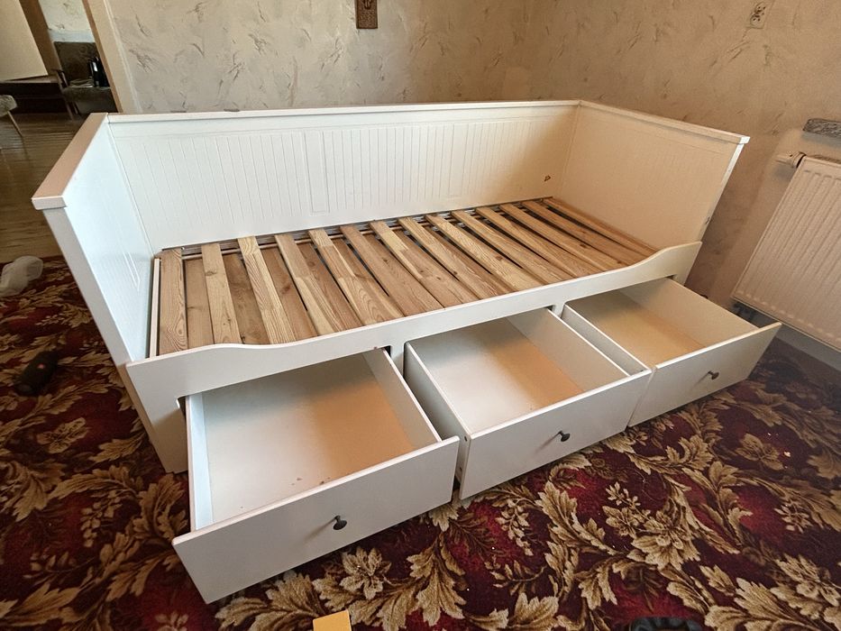 Łozko Hemnes białe 80/160x200 + 2 materace