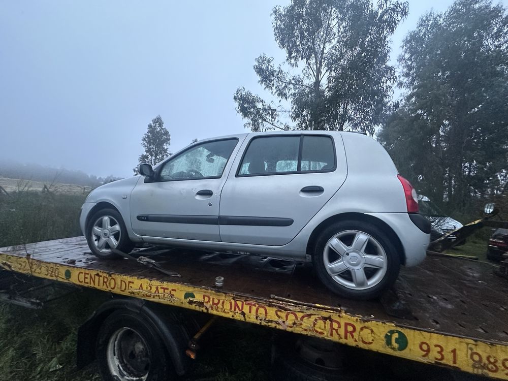 Renault Clio 1.5 Dci ano 2003 para peças