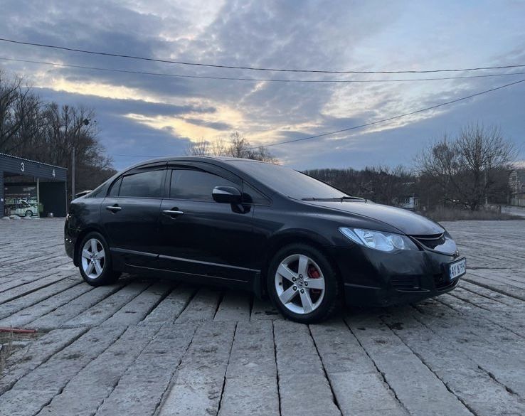 Honda Civic 1.8 бензин 2007