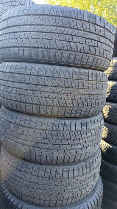 255/40/19 Bridgestone Blizzak Ice