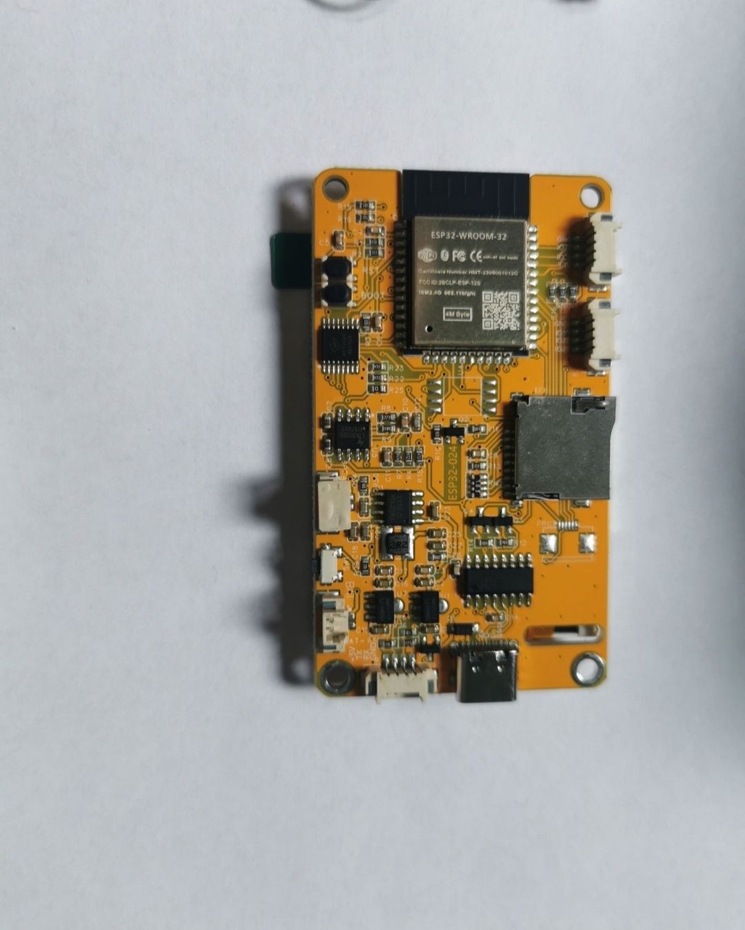 ESP32 CYD + wgrane oprogramowanie Bruce