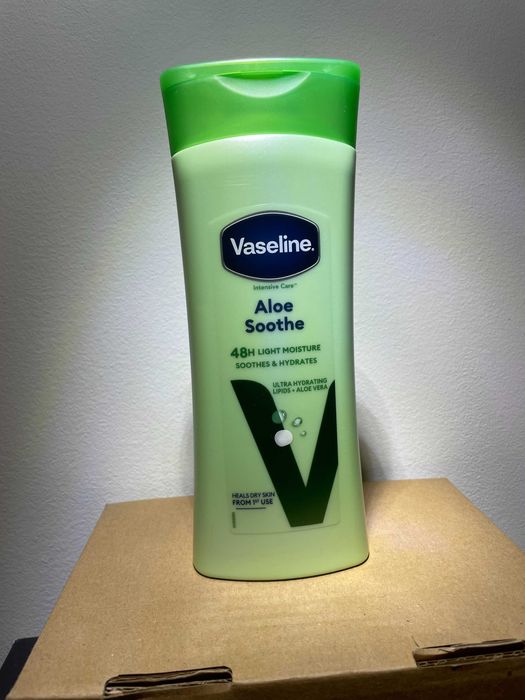 Vaseline ALOE Soothe Aloes Balsam Aloesowy do ciała 400ml