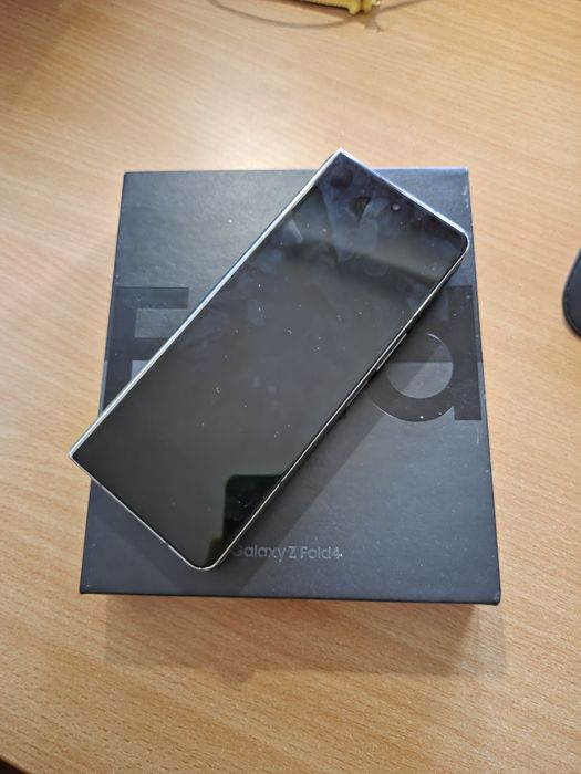 Samsung Fold 4 256GB