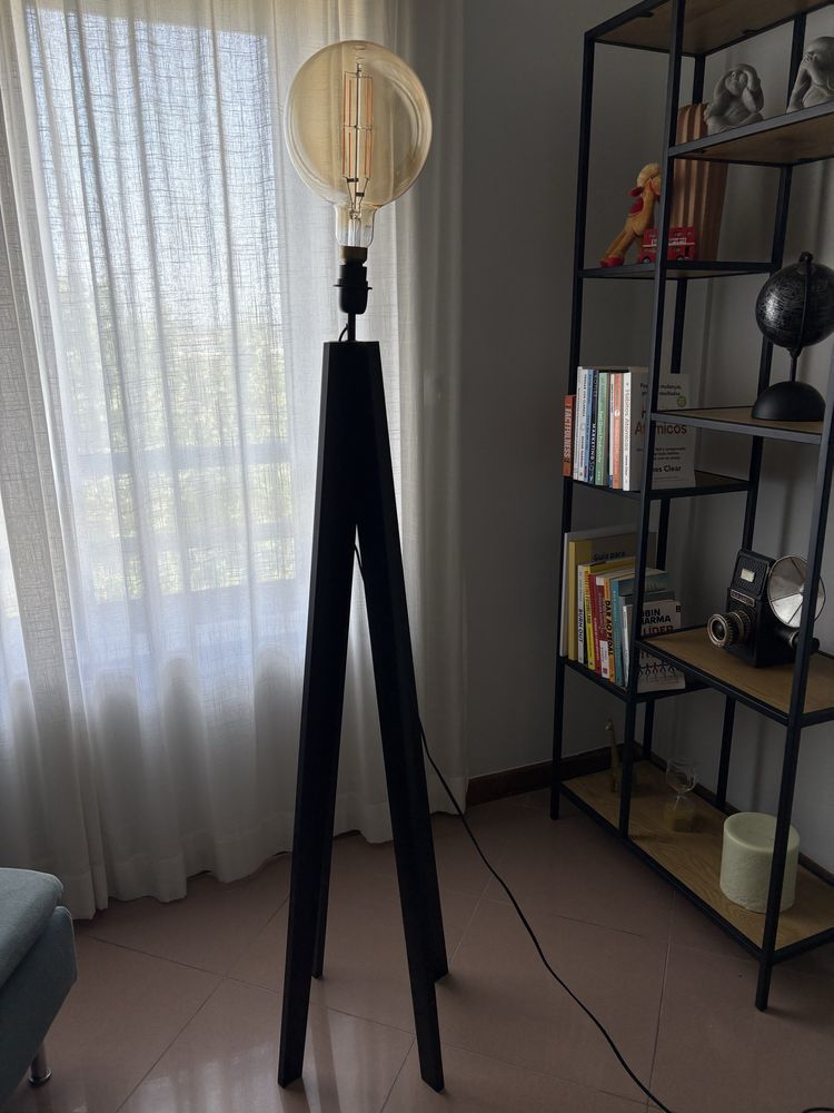 Candeeiro de pé leroy merlin + lampada led
