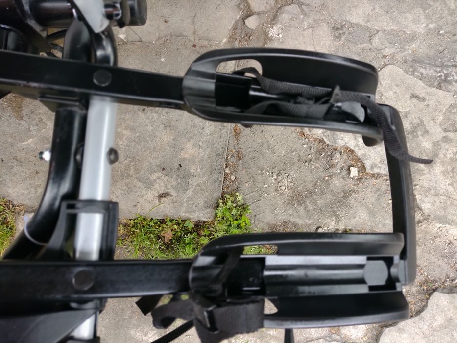 Thule Euroride 940 - uchylny bagażnik rowerowy na 2 rowery.