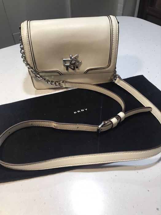 Сумочка DKNY.17,5/13/7,5