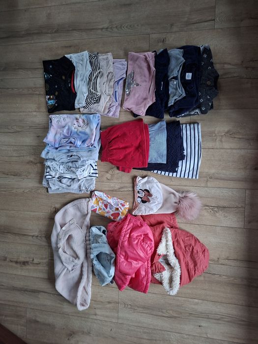 Zestaw 26 szt ubran dla dziewczynki rozmiar 98