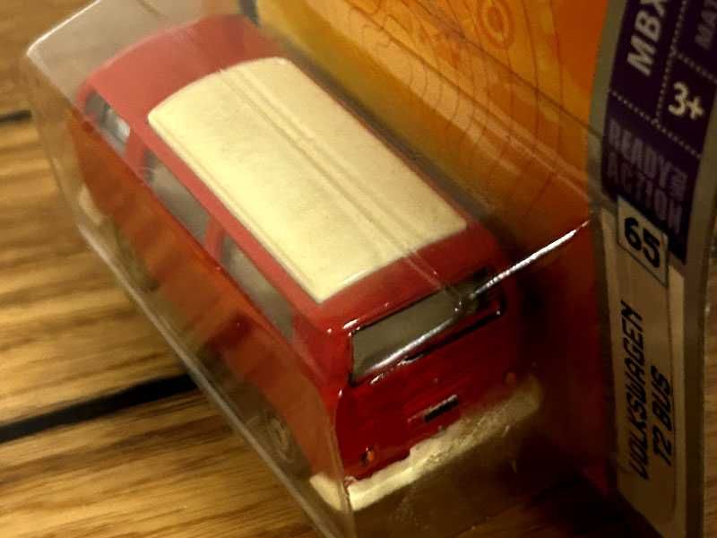 Model VW T2 Bus - 1:64 Matchbox - jak nowy