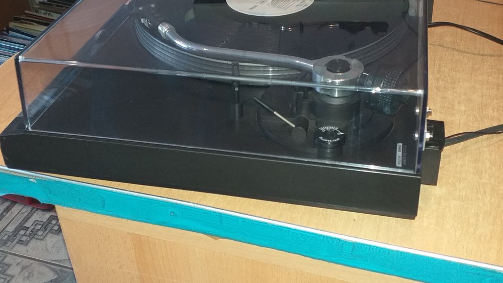 Gramofon Technics sl-b3