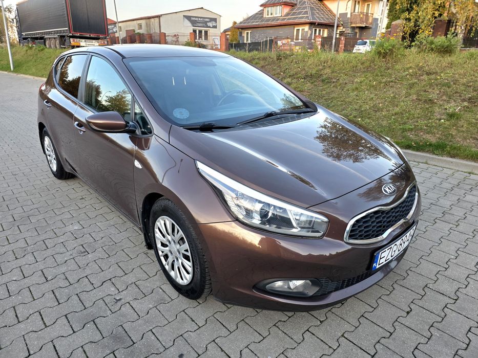 Ceed*1.6 CRDI*2013*1 Wł w PL*Grzane Fotele Kierownica*Tempomat*Zadbany